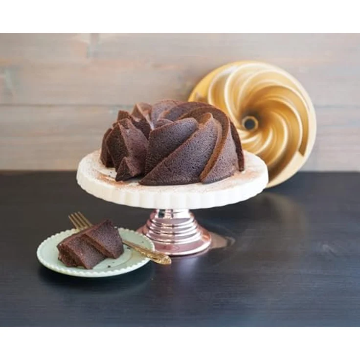 NordicWare Gugelhupfform mit Filigranen Einkerbungen, Aluminium, Gold, 21,6 x 21,6 x 10,2 cm – Bild 5
