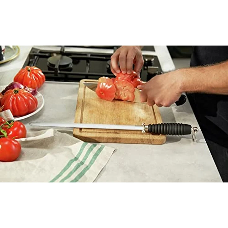 Zwilling Wetzstahl aus geriffeltem, hoch karbonisiertem und hartverchromtem Stahl, Länge: 30 cm, Kunststoffgriff mit Aufhängöse, Schwarz [Made in Germany] - Hochwertiger Chrom-Wetzstab zur Pflege und Schärfung von Messern – Bild 4