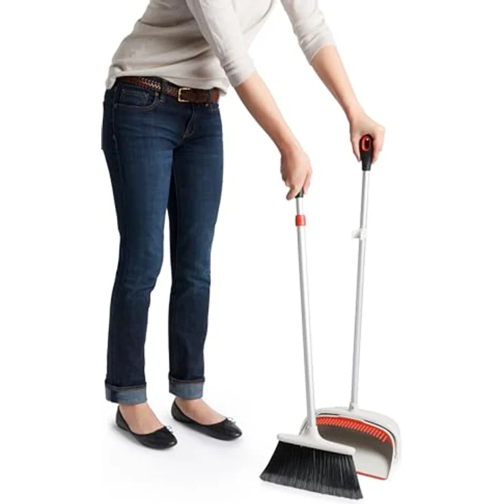 OXO Good Grips Ausziehbares Fegerset – Bild 6