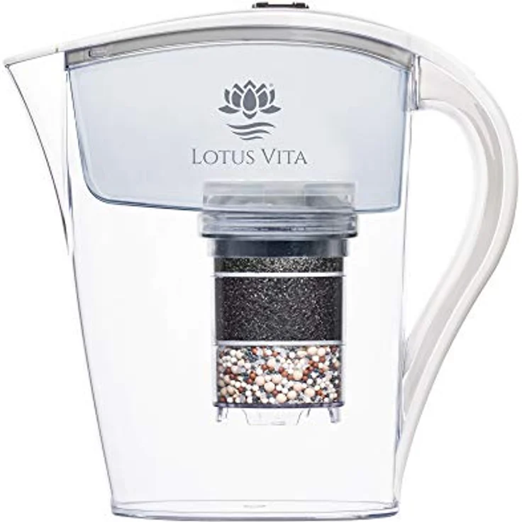 Lotus Vita FAMILY weiß - Wasser Filterkanne mit Kartusche, Reduziert Kalk Chlor Blei aus Leitungswasser durch Aktivkohle Ionentauscher, BPA-frei - Preisvergleich – Bild 1