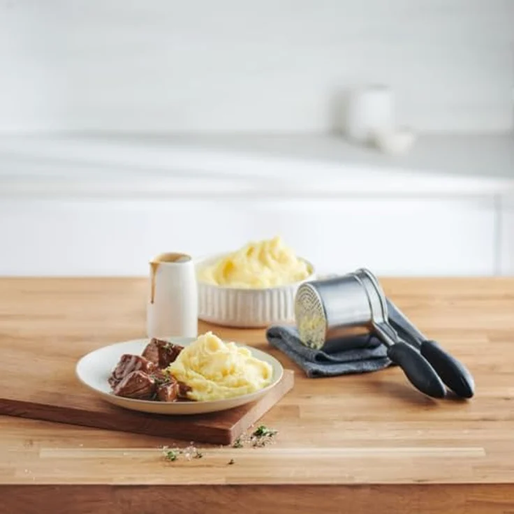 Betty Bossi Kartoffelpresse, Edelstahl Schwarz mit ergonomischem Kunststoffgriff, spülmaschinengeeignet, ideal für Kartoffelpüree und Pommes – Bild 5