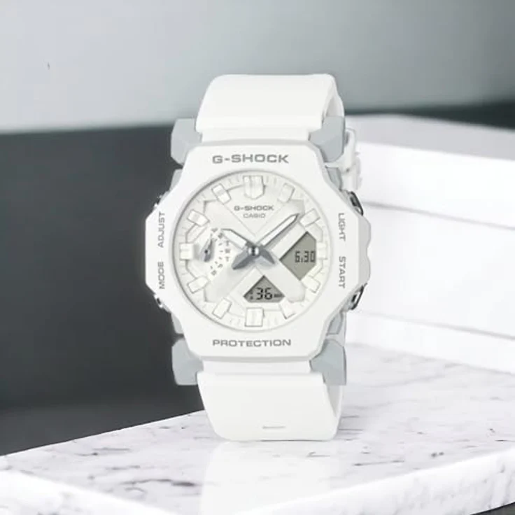 Casio G-Shock Mod. Slim Classic GA-2300-7AER, Armbanduhr in Weiß – Bild 3