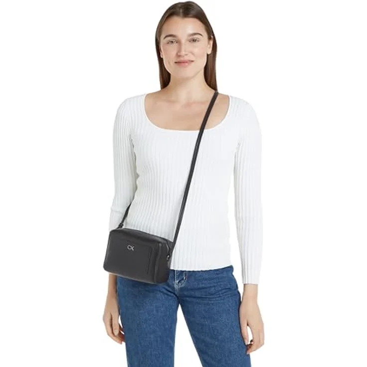 Calvin Klein Umhängetasche CK DAILY CAMERA BAG PEBBLE, Handtasche Damen Schultertasche Tasche Damen in Ck Black – Bild 3