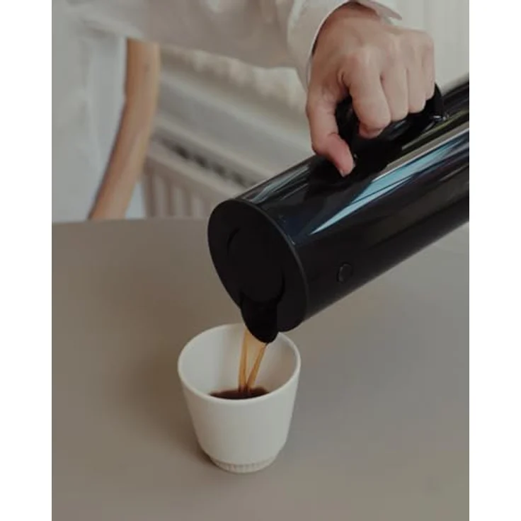 Stelton 930 Isolierkanne schwarz 1 l – Bild 9