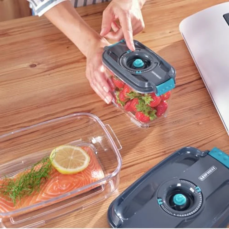 Leifheit 3er Set Vakuum-Frischhaltedosen, luft- und wasserdichte Vorratsdose, Dosen passend für Leifheit Vakuumiergeräte, BPA-frei & spülmaschienengeeignet, zum Einfrieren und die Mikrowelle geeignet – Bild 2