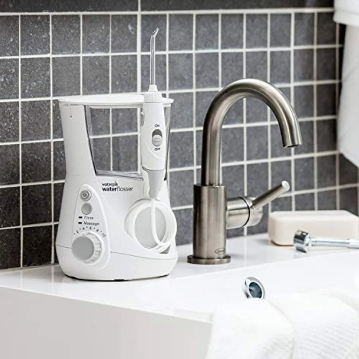 Waterpik Ultra Professional Waterflosser feststehende Munddusche mit 7 Aufsätzen, Druckbereich von 0,7-7 Bar regulierbar über 10 Druckeinstellungen, integrierter Timer, Weiß (WP-660EU) – Bild 5