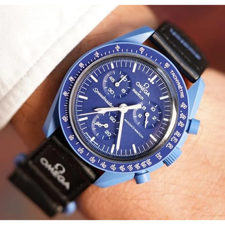 Swatch Chronograph Moonswatch Mission to Neptune Bioceramic SO33N100, Marineblau, VELCRO©-Armband, Superluminova – Bild 4