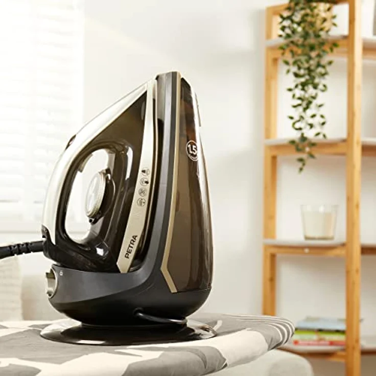 Petra PF01483VDEEU7 Anti-Kalk Bügeleisen Dampfstation - 2600W, XL 1,5L Wasserbehälter, 30 Min Kontinuierlicher Dampf, Keramik Bügelsohle, Groß Dampfbügeleisen Mit Kompktbasis und Verriegelungssystem – Bild 4
