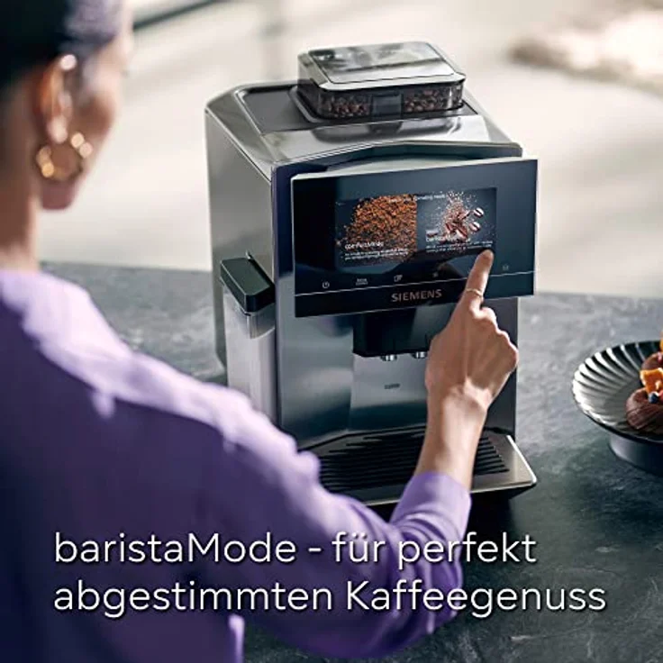 Siemens EQ.900 TQ903D03, Kaffeevollautomat silber, schwarzer Kaffeeauslauf – Bild 3