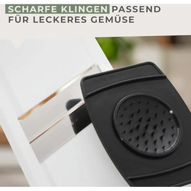 Fackelmann Gemüsehobel mit Restehalter, Gemüseschneider mit 2 Edelstahl-Klingen, hochwertiger Gurkenhobel (Farbe: Weiß-Schwarz), Menge: 1 Stück – Bild 5