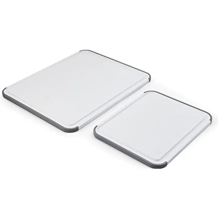 Kitchen Craft Klassisches Schneidebrett-Set, 2 rutschfeste und BPA-freie Schneidebretter aus nicht saugfähigem Polypropylen mit Umfangsbrett, 20 x 25 cm und 35 x 28 cm (KEG710NOSMGA)