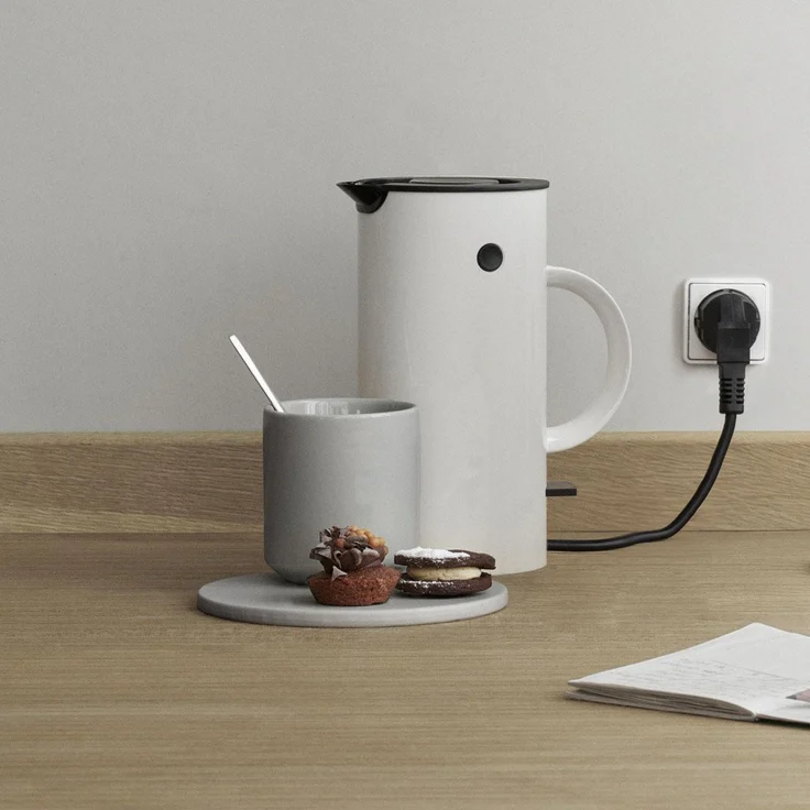 Stelton EM77 Wasserkocher, 0,5 L, kabellos, weiß, kompaktes Design