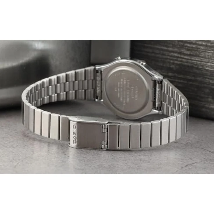Casio Watch LA700WE-7AEF, Digitaluhr mit Kalender, Stoppuhr und Alarm, Silber Edelstahl Band – Bild 3