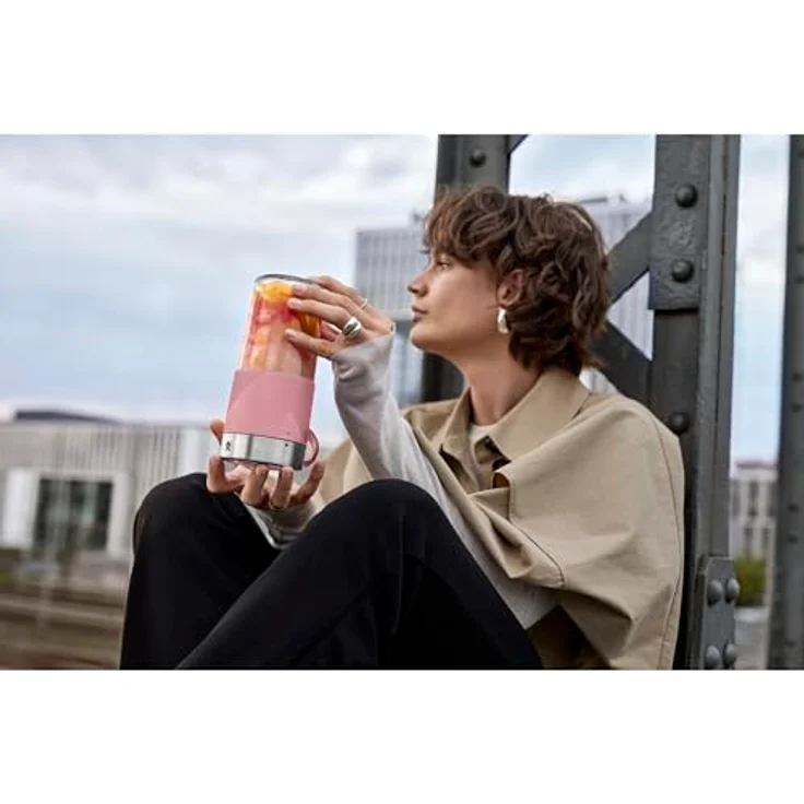 WMF Akku-Smoothie-Maker Küchenminis Mix on the Go, 50 W, pink, USB aufladbarer Personal Blender – Bild 9