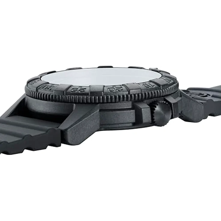 Luminox Herren Analog Quarz Uhr mit Kunststoff Armband XS.0330, schwarzes Gehäuse, wasserdicht bis 100m, schweizer Technologie – Bild 4
