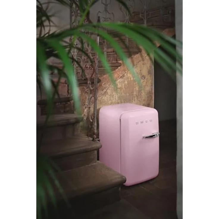 Smeg FAB5RPK6 Minibar Kühlschrank, Vintage, 34 l, kalt statisch, 2 verstellbare Einlegeböden, Flaschenhalter, LED-Beleuchtung, Höhe 72,5 cm, Rosa – Bild 3