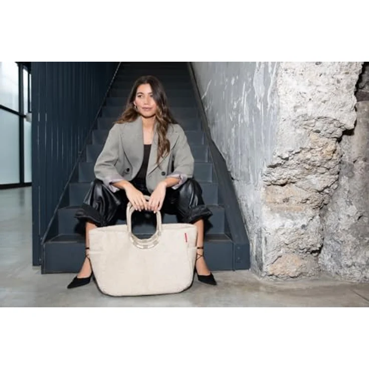 reisenthel loopshopper L, Einkaufstasche mit 25 Litern Volumen, farbe teddy sand, Beige, wasserabweisend, verstärkter Boden mit Standfüßen, inklusive Innentasche mit Reißverschluss – Bild 8