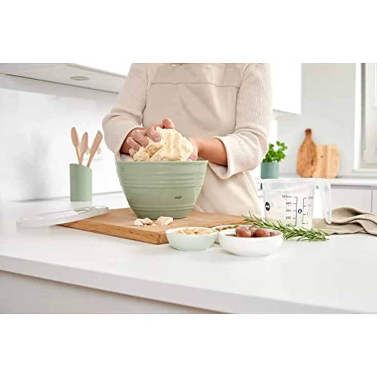 Emsa K325S3 Prep&Bake 3er Set Kunststoff-Rührschüssel | 1,7 + 2,75 + 4,15 L | mit konservierendem Deckel | rutschfester Boden | perfekte Stabilität beim Mischen | spülmaschinenfest | Rosa/Grün/Blau – Bild 4