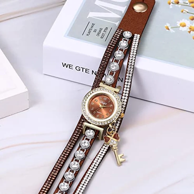 JewelryWe Retro Damen Armbanduhr, Analog Quarz mit geflochtenem Lederarmband und Kleeblatt Schlüssel Anhänger, Braun – Bild 4