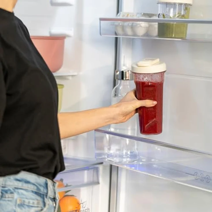 Guzzini Sous Chef, On-The-Go-Standmixer mit zwei luftdichten Bechern (600 ml und 300 ml), Doppelklinge aus Edelstahl, Pulse-Funktion, zwei Geschwindigkeiten, Bio-Basis (Cream) – Bild 3