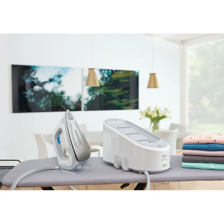Braun CareStyle 3 IS 3042-1WH Dampfbügelstation, 2.400 W, 5,5 bar, Dampfstoß: 330 g-min, Abnehmbarer 2 l Wassertank, Integrierter Textilschutz, Eco-Funktion, Weiß – Bild 4