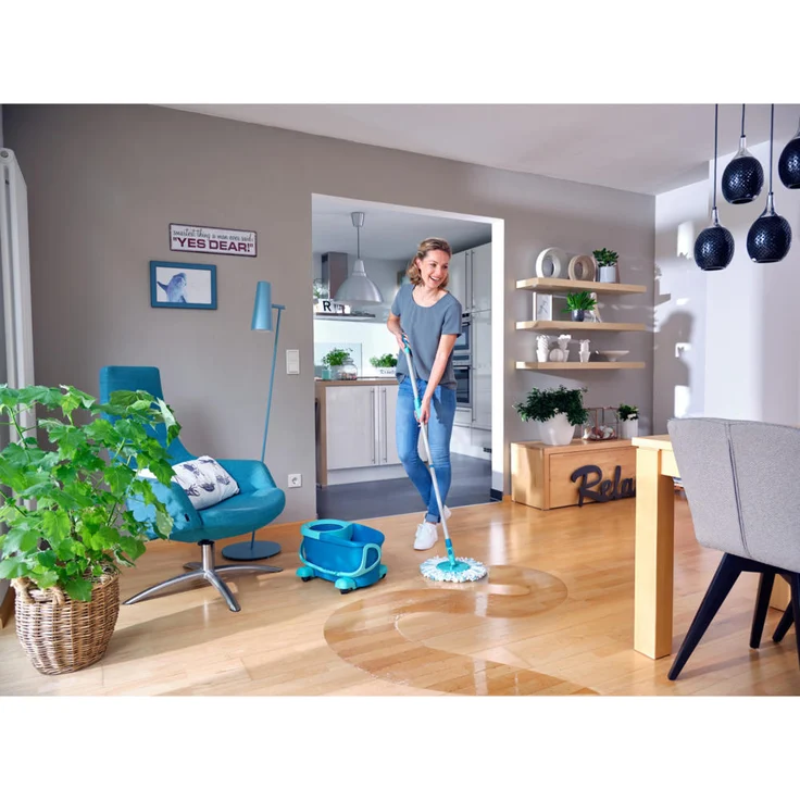 Leifheit Set Clean Twist Disc Mop Ergo 2.0 Wischmop-Set mit Rollwagen, Mikrofaser Wischbezug, für Fliesen & Laminat, mit Click-System & Schleudertechnologie (52102) – Bild 2