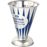 Dr. Oetker Messbecher Nostalgie, Messkanne aus Weißblech, trichterförmiger Messbecher mit vielfältiger Skalierung aus der Serie ''Modern Baking - Retro Design'' (Maße: Ø11x14,5 cm), Menge: 1 Stück