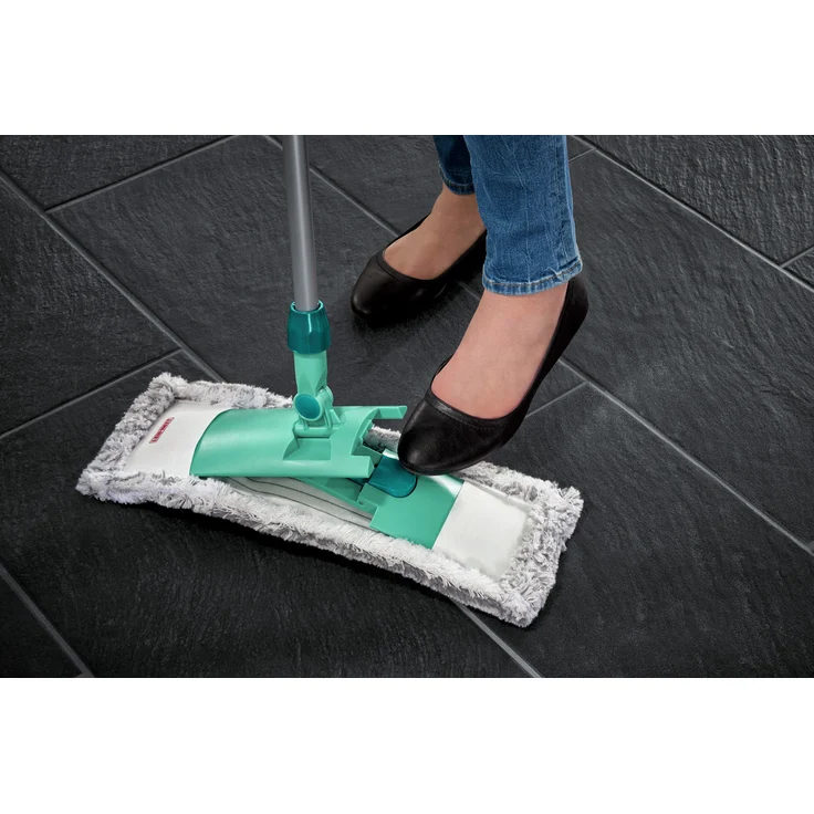 Leifheit Wischbezug Classic aus hochwertiger Microfaser, Bodenwischer Ersatzbezug mit hoher Wasser- und Schmutzaufnahme, waschbarer Wischer Ersatzbezug – Bild 5