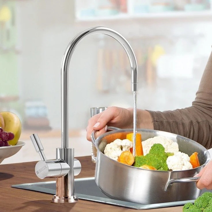 BRITA Armatur mit integriertem Wasserfilter mypure P1, Wasserhahn mit Filter zur Reduzierung von Kalk, Chlor und geschmacksstörenden Stoffen – Bild 3