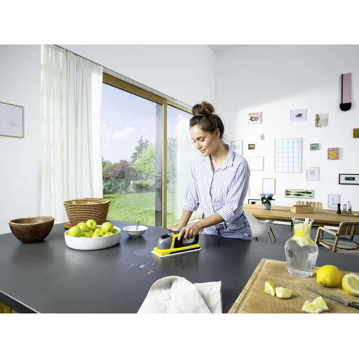 Kärcher KV 4 vibrierender Akku-Wischer, 35 min Akkubetrieb, elektrischer Wasseraustrag, Wischtuch, 20 ml Fensterreiniger-Konzentrat, 1.633-920.0 – Bild 11