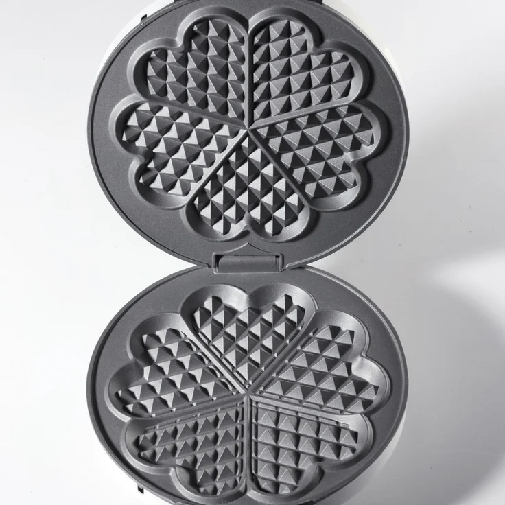 Cloer 185 Waffelautomat für kuchenartige Waffeln - 930 W-Waffelgröße 16 cm-schwere Backplatten-optische und akustische Fertigmeldung-Edelstahlgehäuse, Edelstahl, edelstahl poliert – Bild 3