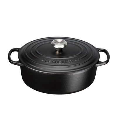 Le Creuset Signature Gusseisen-Bräter mit Deckel, Durchmesser 29 cm, Oval, Für alle Herdarten und Induktion geeignet, Volumen: 4,7 l, schwarz matt 