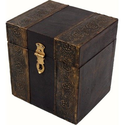 GURU SHOP Rustikale Kleine Schatztruhe, Holzschachtel, Schmuck Dose - Modell 12, Braun, 16x15x12 cm, Dosen, Boxen & Schatullen