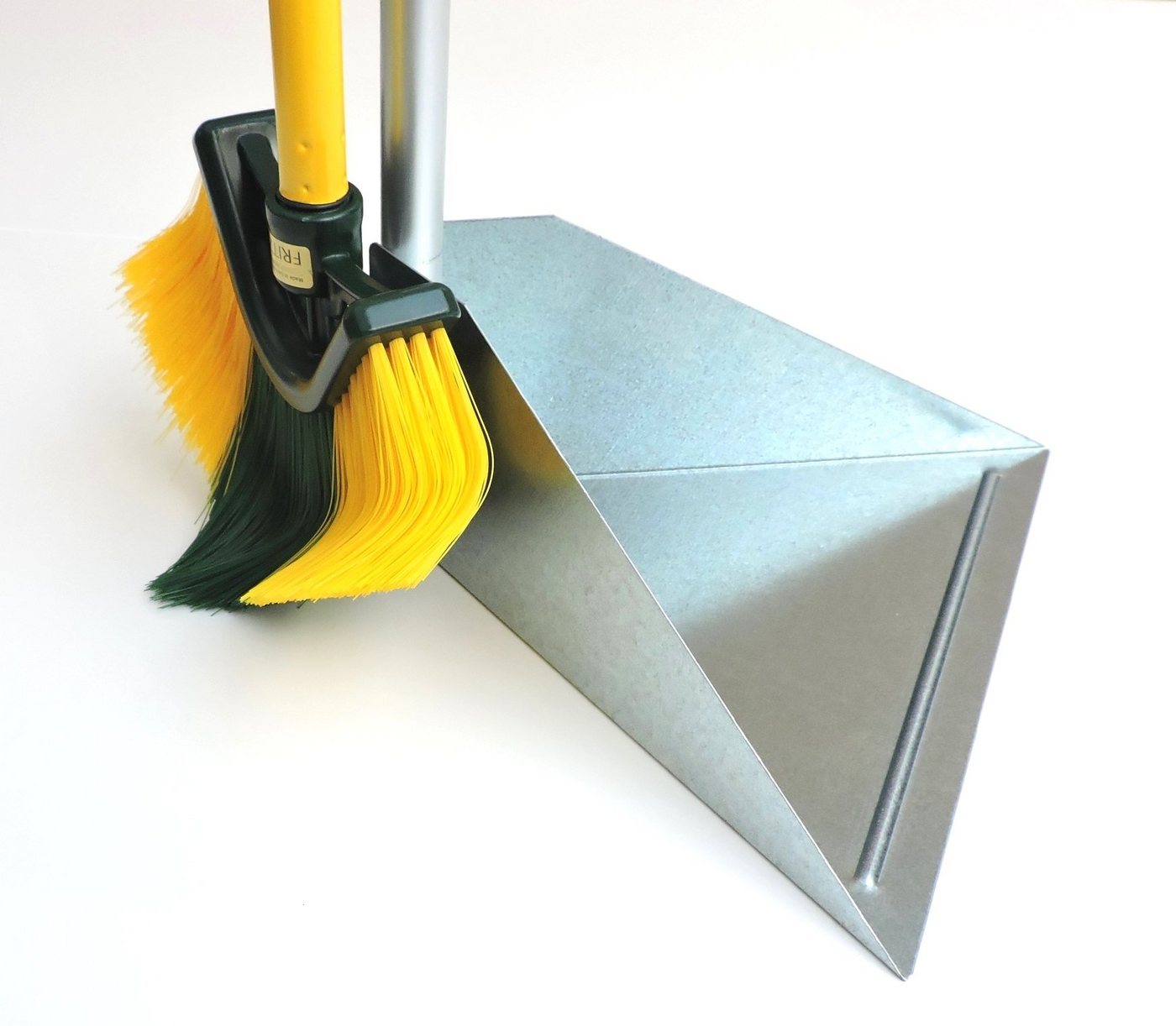 Fritze® Kehrgarnitur Krallenbesen Steh-Kehrgarnitur, Teleskopstiel 80-140 cm, verzinkte Stahl-Kehrschaufel, 5-teilig, Made in Germany