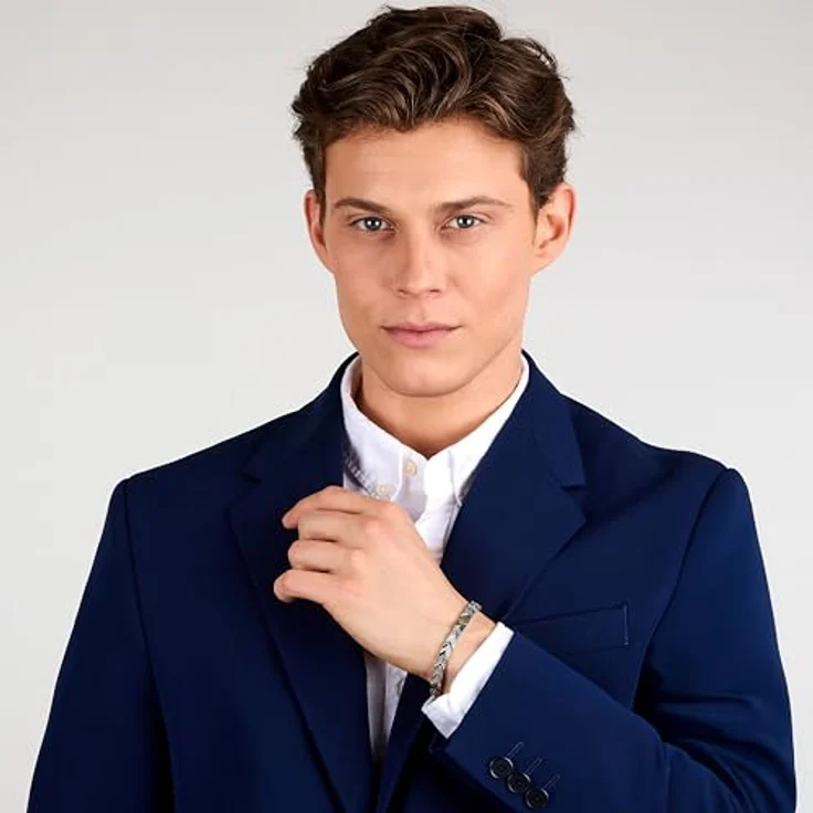 Maserati Herrenarmband ICONIC Kollektion, aus Stahl mit Fischgrätmuster, 18+3,5 cm, Clipverschluss, mit 2 Jahren Garantie – Bild 4