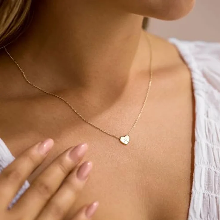 TINGN 14K Gold gefüllte Herz Halskette mit graviertem Buchstaben K, 40.5 cm + 5 cm Verlängerung, personalisiertes Geschenk für Frauen und Mädchen – Bild 2