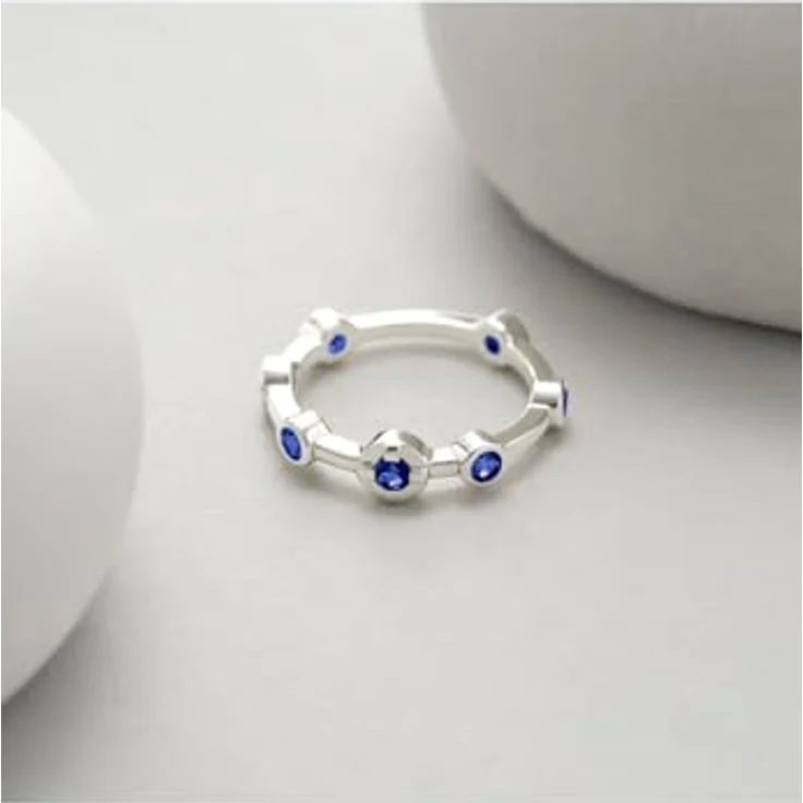 JETTE Damenring 925er Silber, recycelt mit 7 Farbsteinen, Modell 32027823 – Bild 3