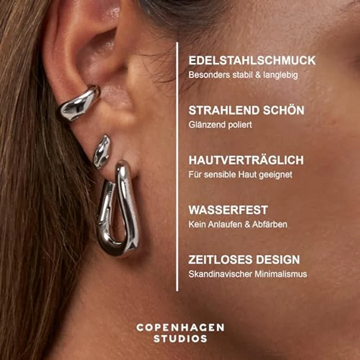 COPENHAGEN STUDIOS Organics Mini Studs, Damen-Ohrstecker aus poliertem Edelstahl, gold, wasserfest & hautfreundlich, organisches Design – Bild 3