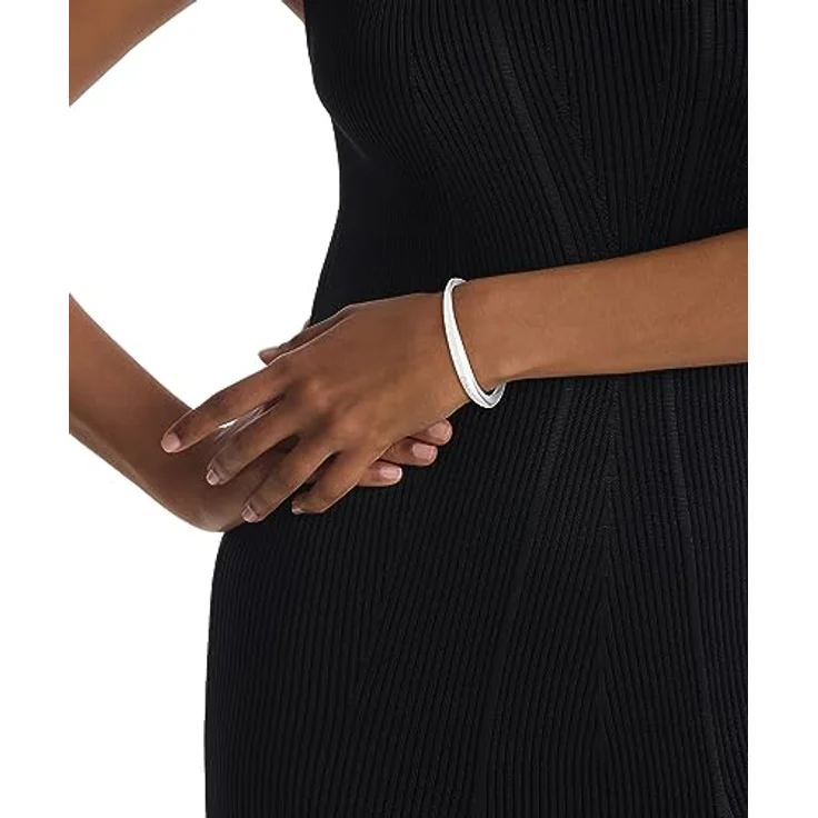 Calvin Klein Armreif ELONGATED DROPS, Damen-Armband aus poliertem Edelstahl mit graviertem Logo, 16 cm Innenumfang, Klappverschluss – Bild 3