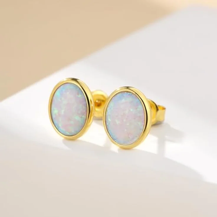 Jiahanzb Opal Ohrringe 925 Sterling Silber, ovale hypoallergene Ohrstecker mit 7 mm weißen Opalen, vergoldet – Bild 2