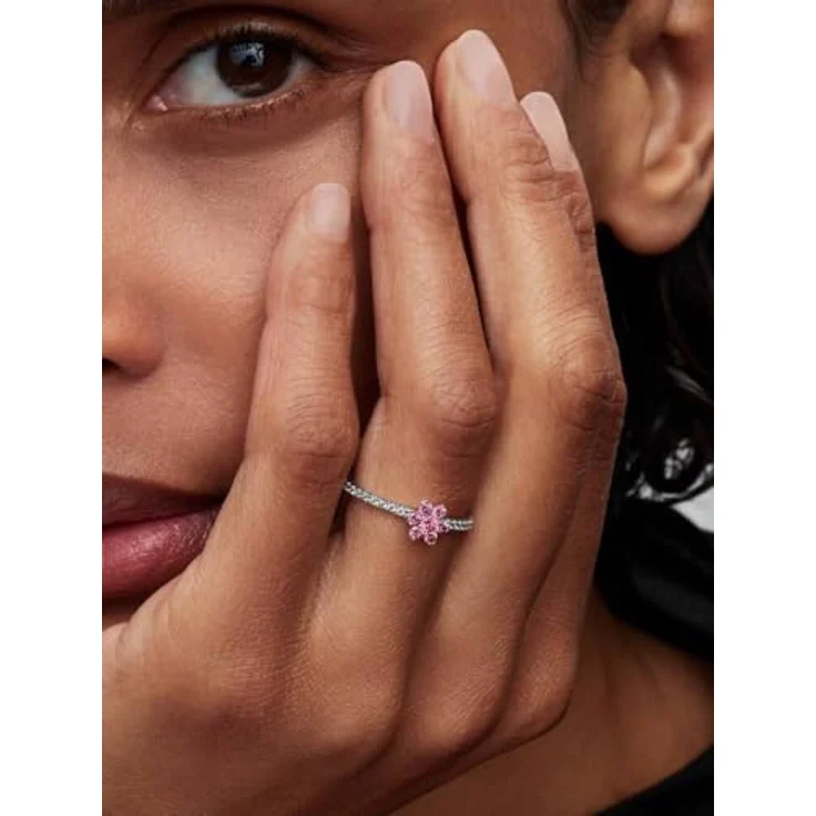 PANDORA Ring Rosa Blume funkelnd, 925 Sterling Silber mit Cubic Zirkonia, Damen Ring mit erhöhter Blüte und Pavé Ringschiene, Größe 56, 194499C02-56 – Bild 3