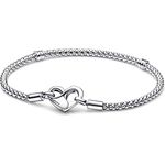 PANDORA Armband mit Infinity Herzverschluss, Sterling-Silber, 21cm, kompatibel mit PANDORA Moments, 592453C00-21