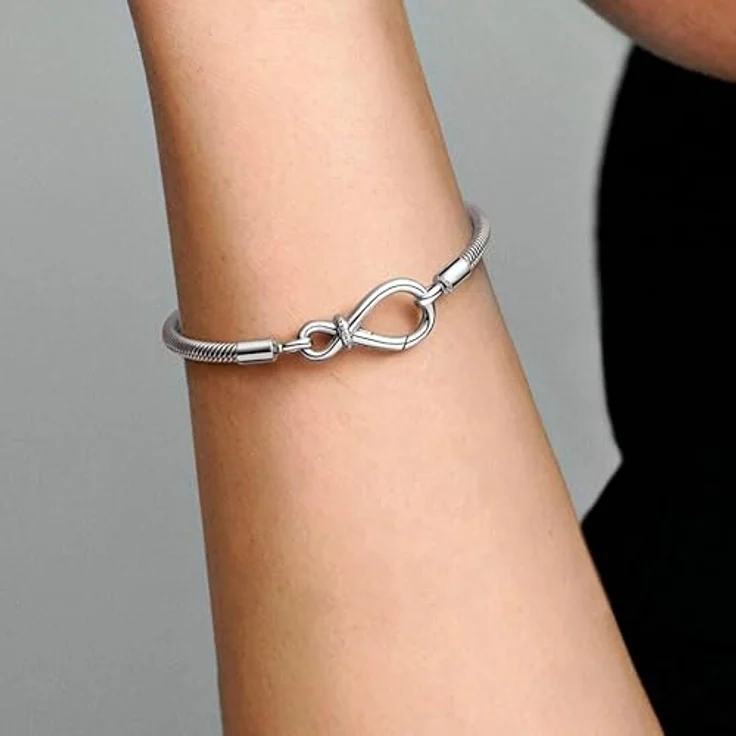 PANDORA Moments Armband Silber mit Unendlichkeitsverschluss, 23 cm, personalisierbar für bis zu 16 Charms – Bild 5
