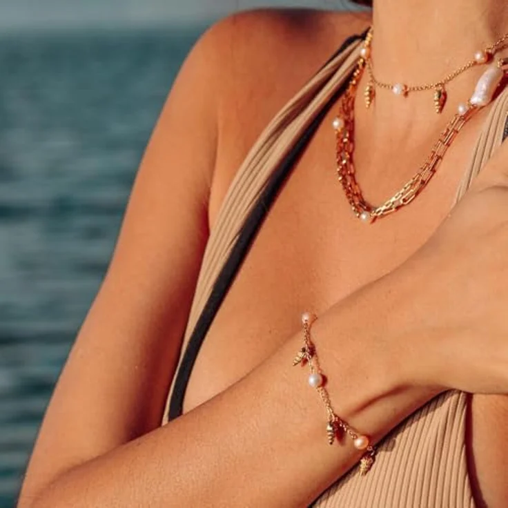 Purelei Akala Armband Damen – Muschelanhänger & echte Süßwasserperlen – 18K rosévergoldeter Edelstahl – Verstellbar 16–19 cm – Wasserfest (Rosegold) – Bild 4