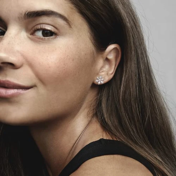 PANDORA Timeless Funkelnde Herbarium Cluster Ohrstecker, 14K rosévergoldete Metalllegierung, elegant mit birnen- und marquiseförmigen Steinen, kompatibel mit PANDORA Timeless Armbändern, 282407C01 – Bild 2