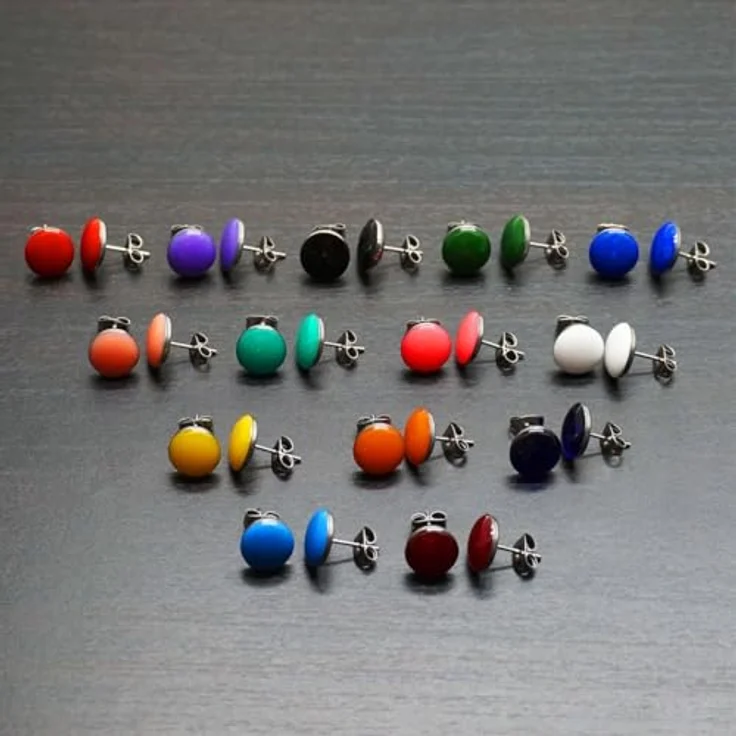 Soul-Cats Runde Ohrstecker Ohrringe, Edelstahl glänzend, 10mm, rot, für Frauen und Mädchen – Bild 5