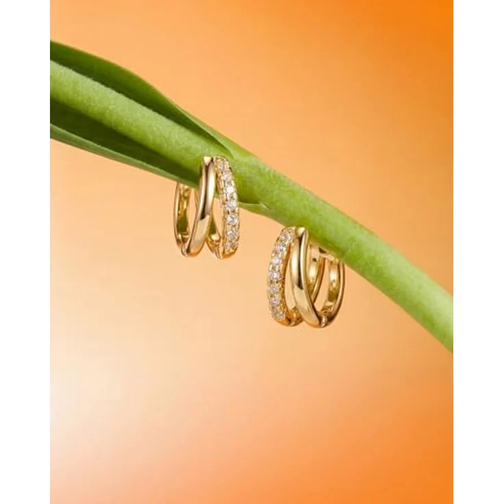 MUMREUES Huggie Creolen 14K vergoldet, hypoallergen mit Zirkonia, wasserfest, Damen Ohrringe – Bild 5