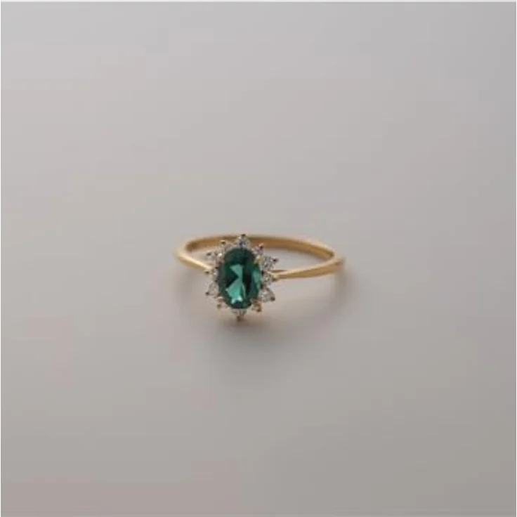 CHRIST Damenring 585er Gelbgold mit ovalem Lab-Grown Smaragd und Diamantbesatz – Bild 3