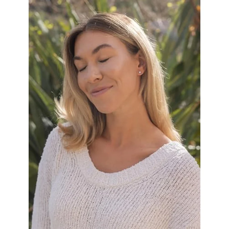 Purelei Pristine Ohrringe, Zeitlose Ohrstecker mit 6 mm Zirkonia, vergoldeter Edelstahl, hypoallergen, elegant für Damen – Bild 5