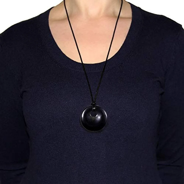 Morella Damen-Halskette 80 cm, runder schwarzer Obsidian Anhänger Ø 4,4 cm, mit Samtbeutel – Bild 4